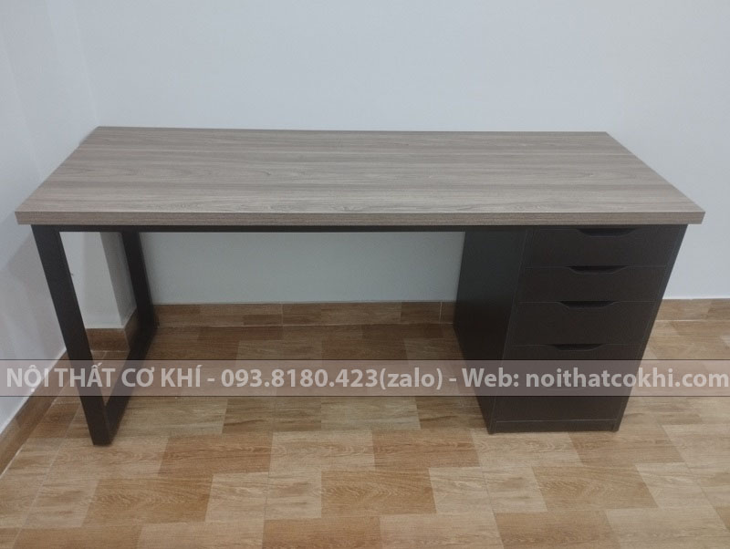 bàn IKEA